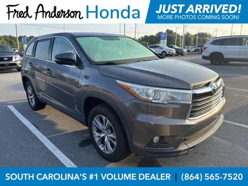 2015 Toyota Highlander LE