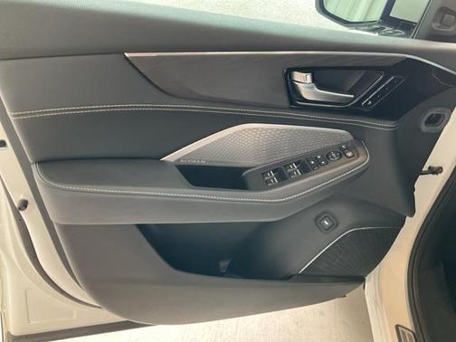 2023 Acura MDX Advance Package