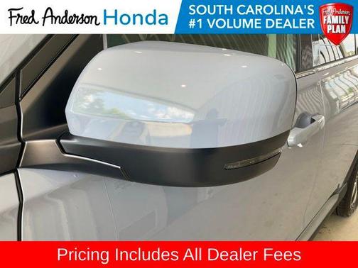 Sonic Gray Pearl 2026 Honda Pilot Touring 8-Passenger