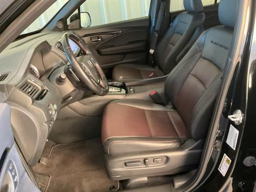 2022 Honda Ridgeline Black