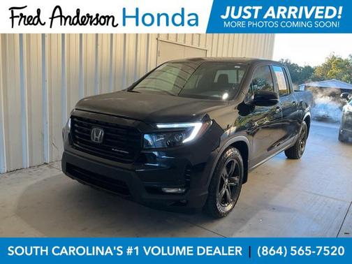 2022 Honda Ridgeline Black