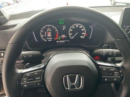 Sand Dune Pearl 2025 Honda Civic Sport