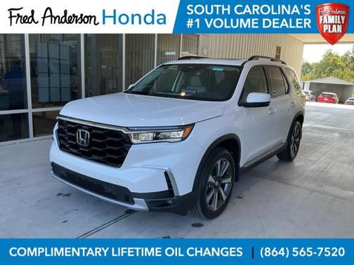 2025 Honda Pilot Touring 8-Passenger