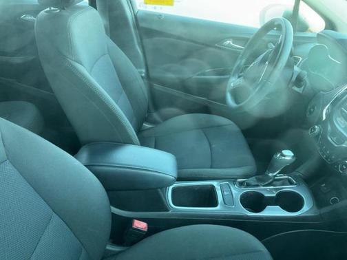 2016 Chevrolet Cruze LT Auto