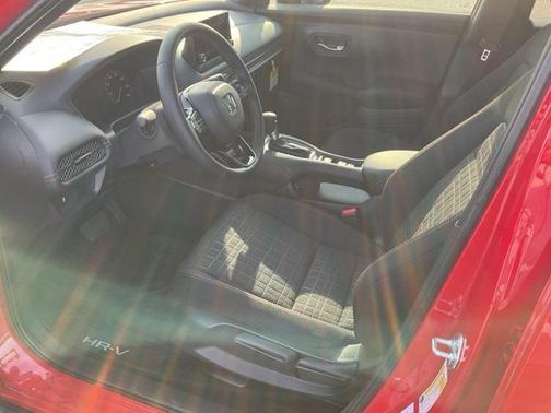 2025 Honda HR-V 2WD Sport