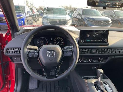 2025 Honda HR-V 2WD Sport