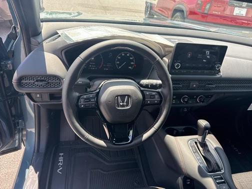 2025 Honda HR-V AWD Sport