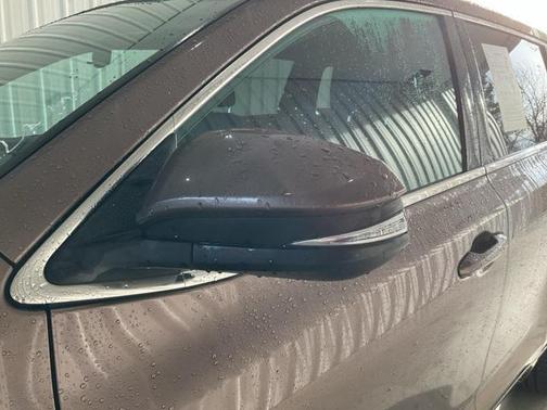 2018 Toyota Highlander LE I4