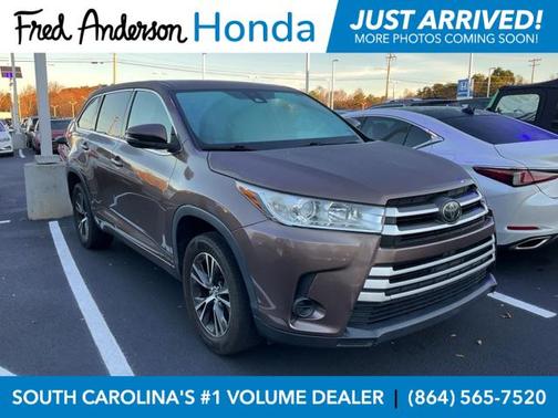 2018 Toyota Highlander LE I4