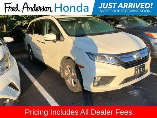 White Diamond Pearl 2019 Honda Odyssey EX-L