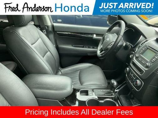 Titanium Silver 2014 Kia Sorento EX