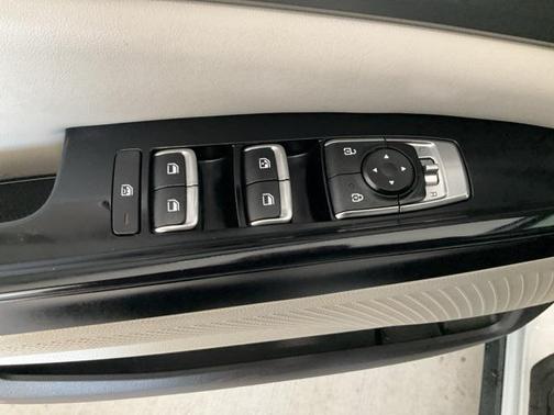 2022 Kia Carnival LXS