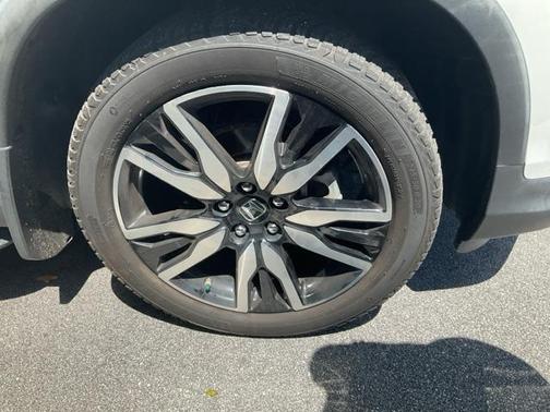 2020 Honda Pilot AWD Elite