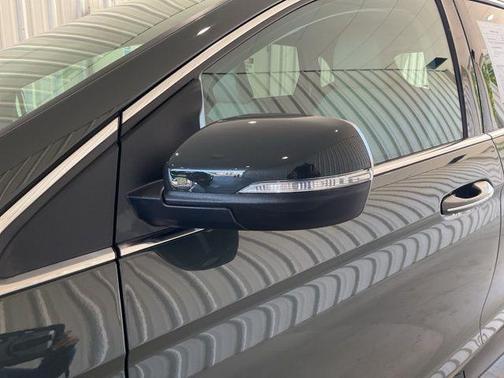 FORGED GREEN 2023 Ford Edge Titanium