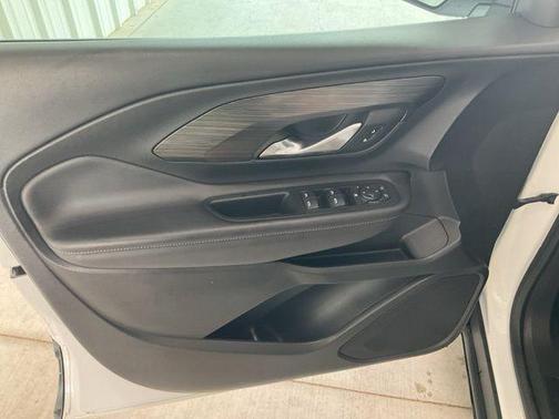 Summit White 2022 GMC Terrain SLE