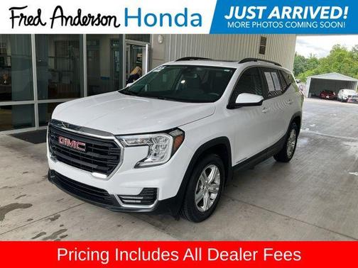 Summit White 2022 GMC Terrain SLE