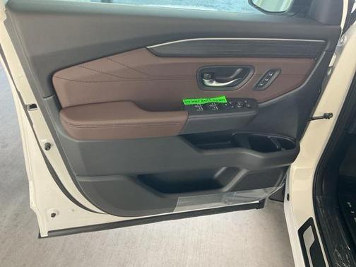 2026 Honda Pilot Touring 8-Passenger