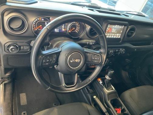 2022 Jeep Wrangler Unlimited Sport