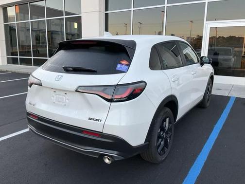 2025 Honda HR-V 2WD Sport