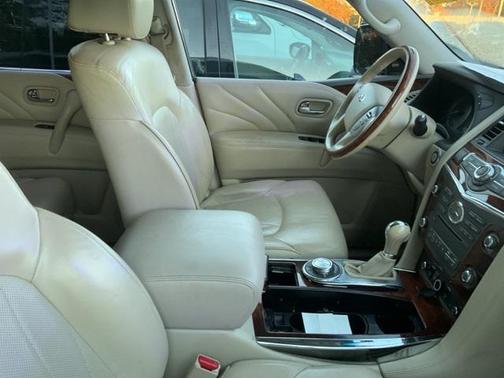 2016 INFINITI QX80 Base