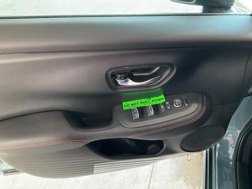 2026 Honda HR-V 2WD Sport