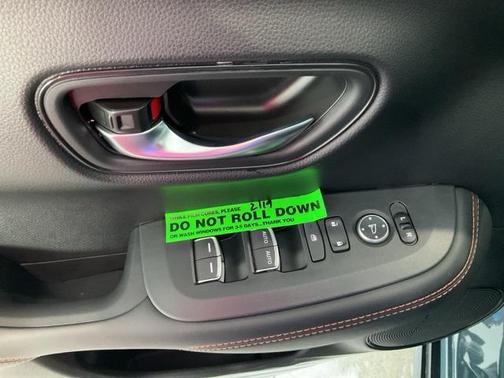 2026 Honda HR-V 2WD Sport