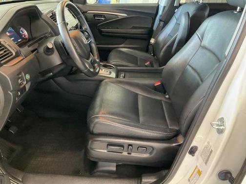 2022 Honda Pilot 2WD Special Edition