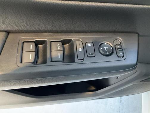 2025 Honda CR-V LX 2WD