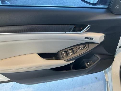 2020 Honda Accord EX-L 1.5T