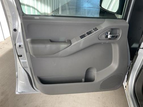 2007 Nissan Frontier SE Crew Cab