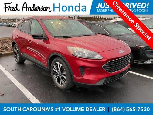 2022 Ford Escape SE