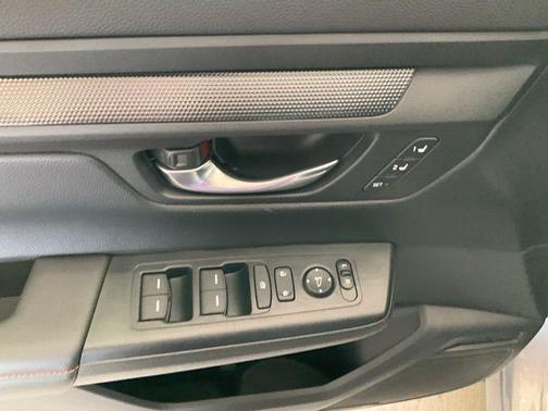 Solar Silver Metallic 2026 Honda CR-V Hybrid Sport-L FWD