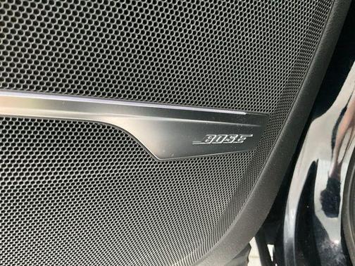 Orca Black Metallic 2018 Audi Q7 3.0T Prestige