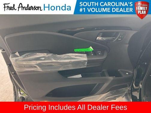 Nh-731p/Crystal Bl 2026 Honda Ridgeline Black