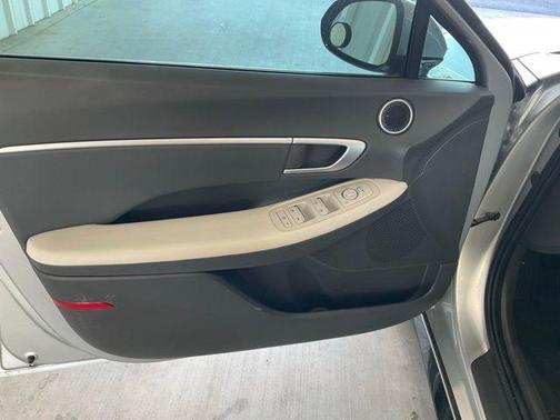 Aero Silver 2025 Hyundai SONATA SEL