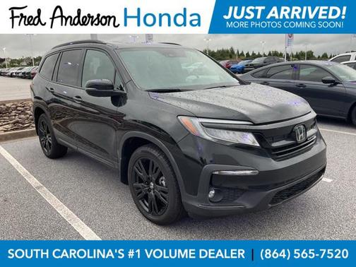 2022 Honda Pilot AWD Black Edition
