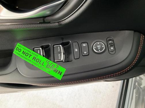 2026 Honda HR-V 2WD Sport