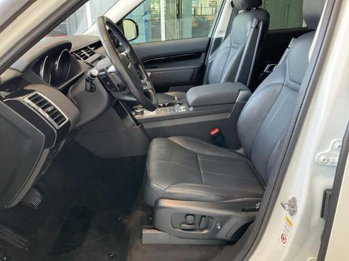 2020 Land Rover Discovery SE