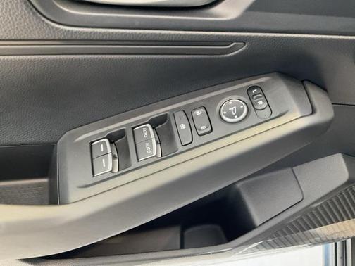 2025 Honda Accord LX 1.5T