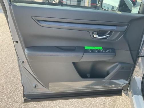2026 Honda CR-V LX 2WD