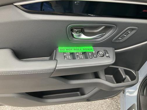 2025 Honda Pilot Touring 8-Passenger