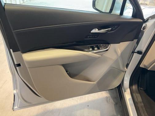 2021 Cadillac XT4 Premium Luxury
