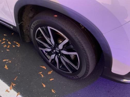 2021 Honda Pilot Touring 8-Passenger