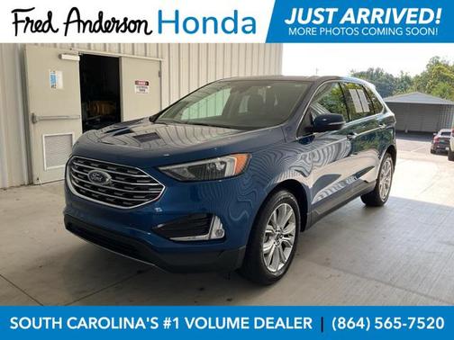 2022 Ford Edge Titanium