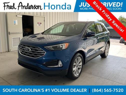 2022 Ford Edge Titanium