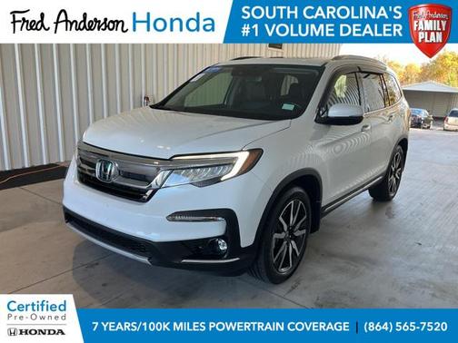 2022 Honda Pilot Touring 8-Passenger
