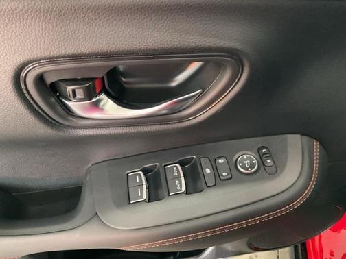 2026 Honda HR-V 2WD Sport