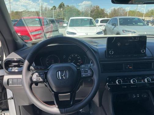 2025 Honda Pilot Sport