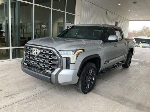 2023 Toyota Tundra Platinum