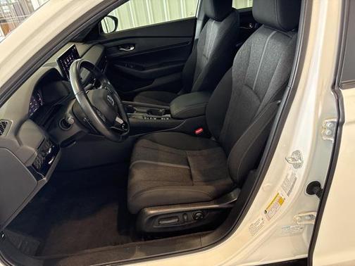 2023 Honda Accord Hybrid Base